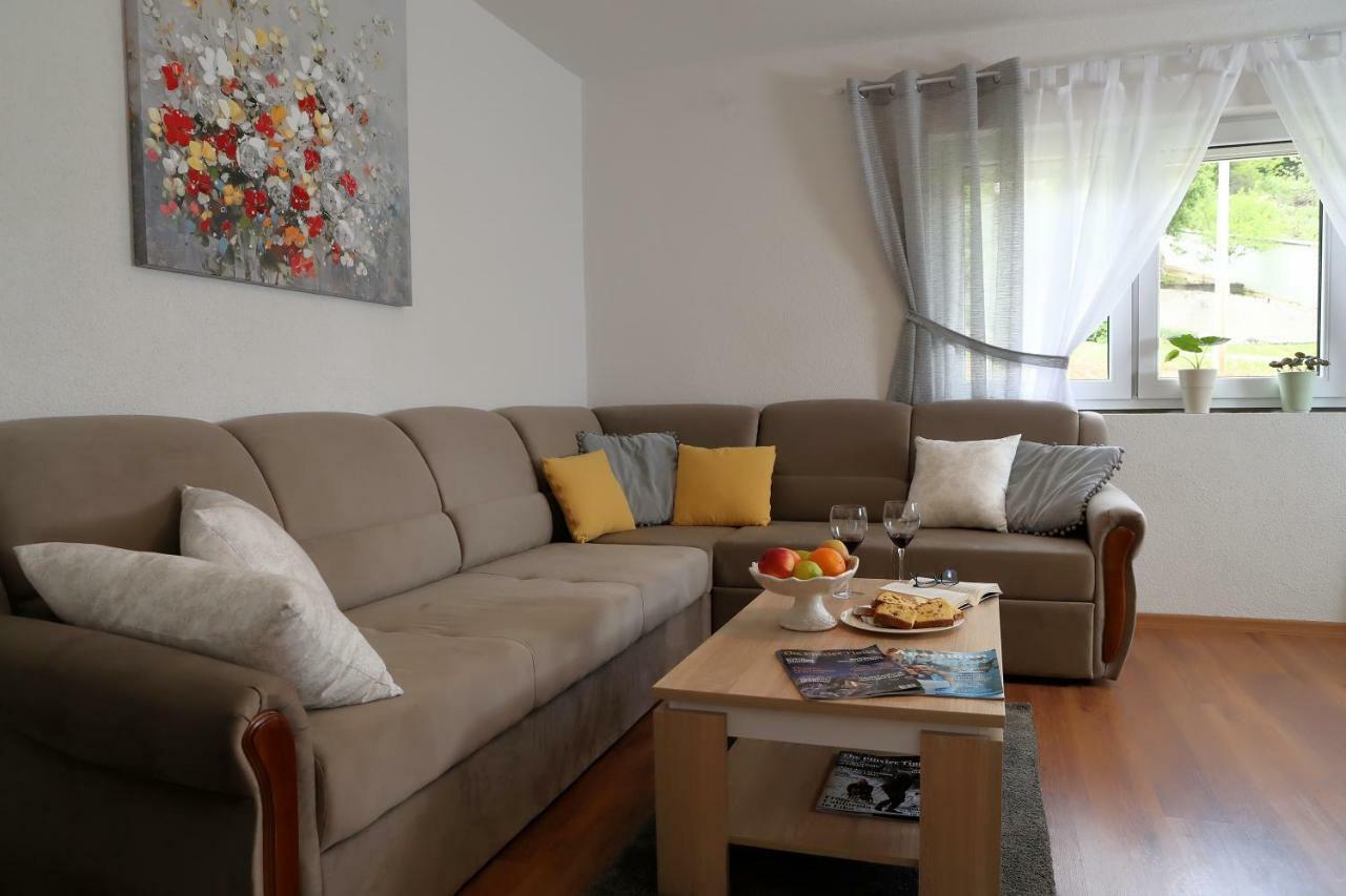 Apartman Sofia Otočac Dış mekan fotoğraf